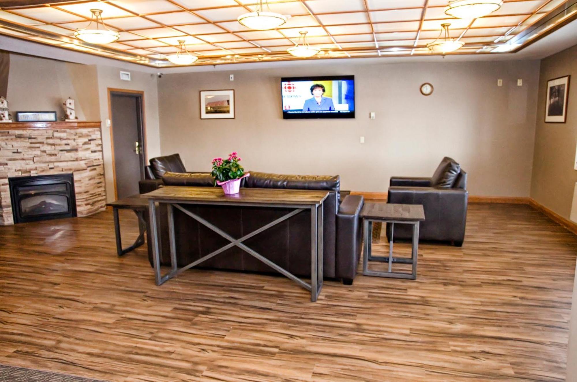 Lakeview Inns & Suites - Brandon Bilik gambar