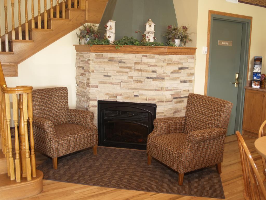 Lakeview Inns & Suites - Brandon Luaran gambar